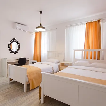 Oda ve Kahvaltı Zeytin Butik & Kahvalti Evi *